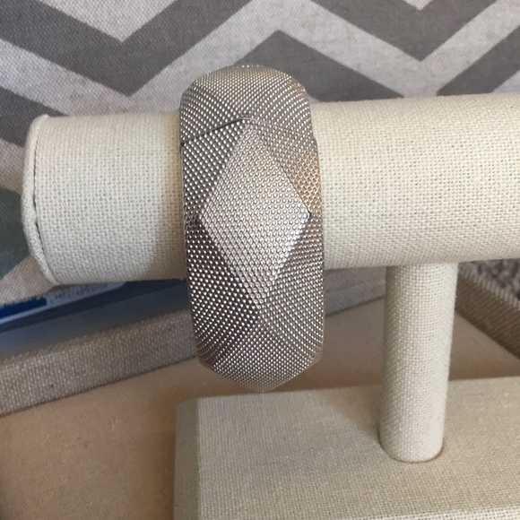 Silver Geometric Hinged Cuff - Picture 2 of 3